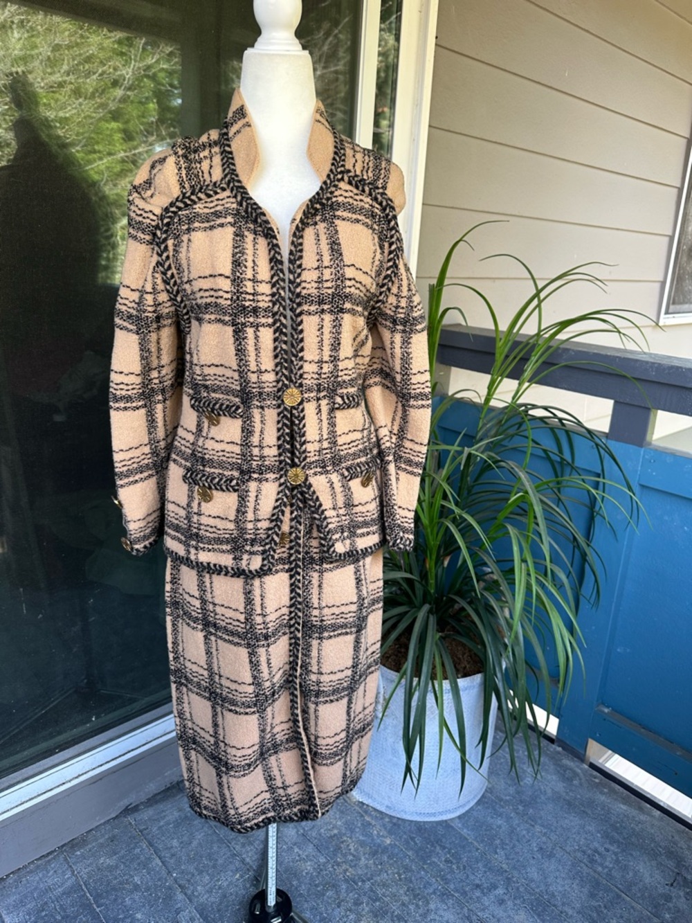 Adolfo New York sets of 2 pieces vintage wool suits